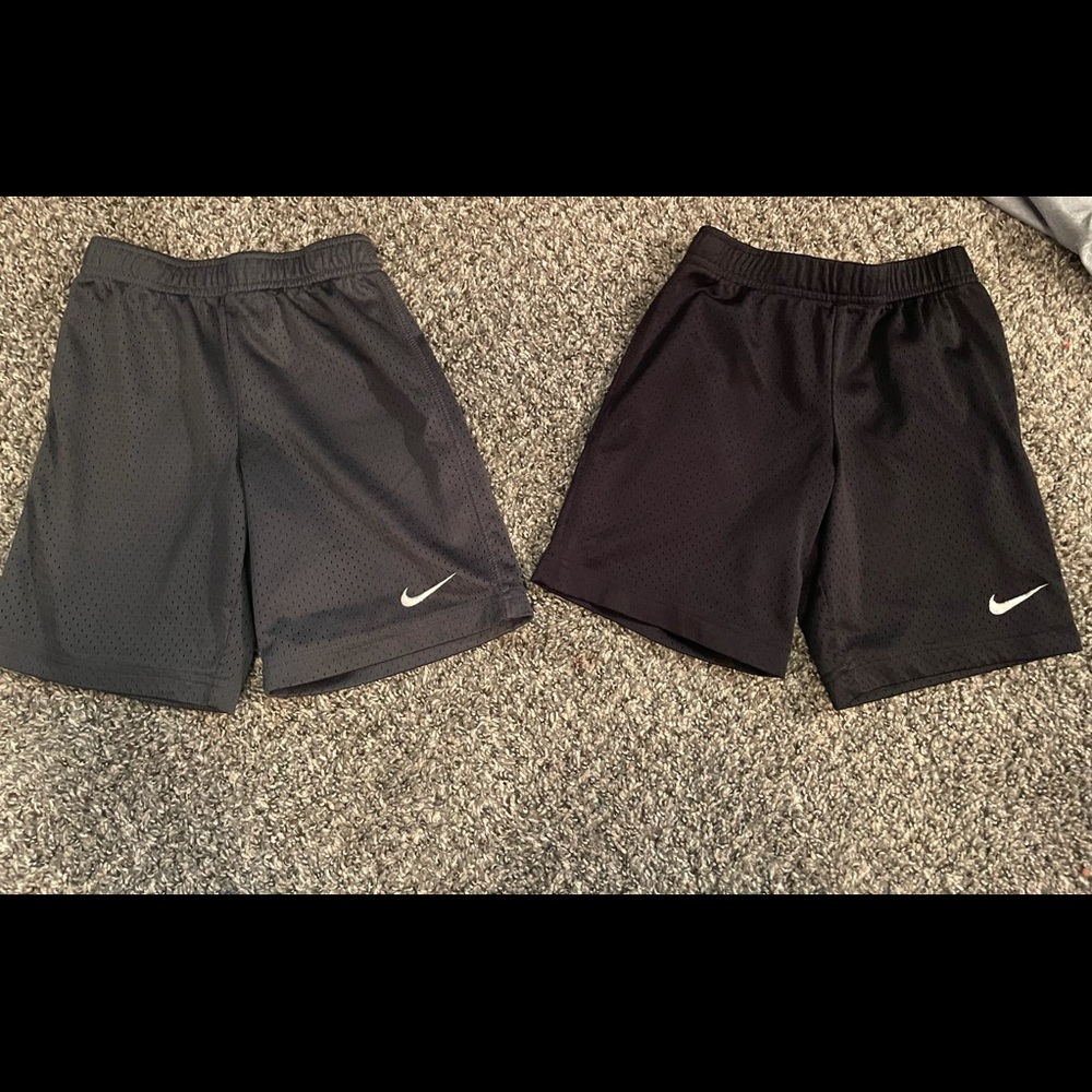 Size 6 boys Nike Shorts